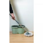 Mop-Giratorio-com-Cabo-Extensivel-de-Aco-Inox-115m-com-Balde-Plastico-13L-e-Refil-Microfibra-Lyor